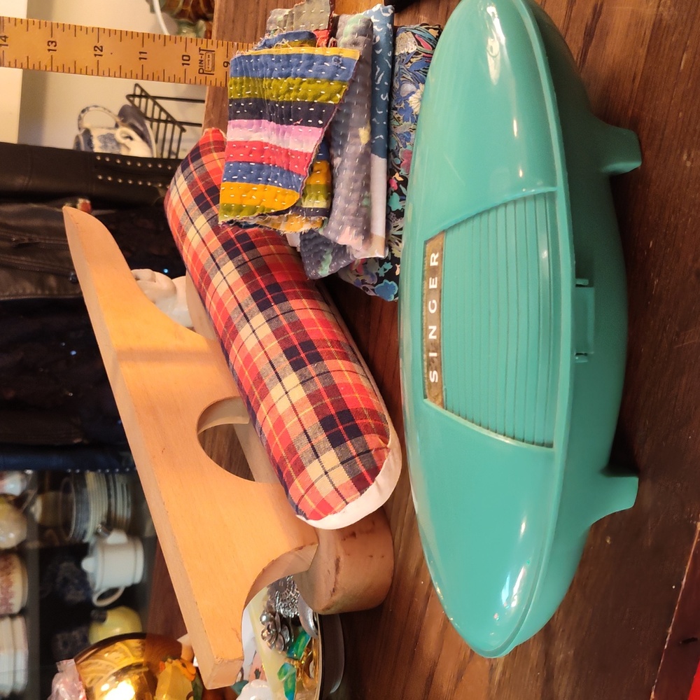 Singer Buttonholer kit, 1960s, complete